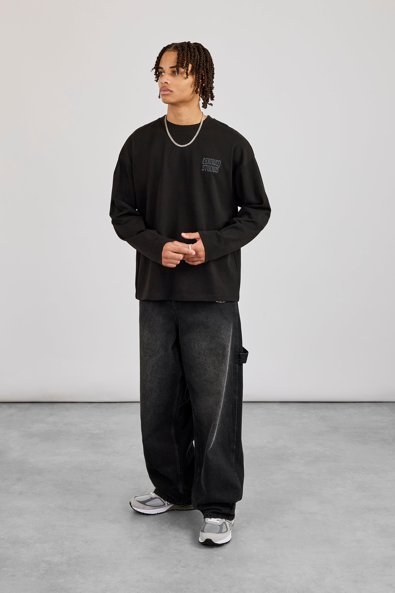 Cernucci Back Print Long Sleeve T-Shirt - Black